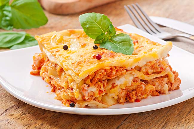 classic-lasagna-with-bolognese-sauce