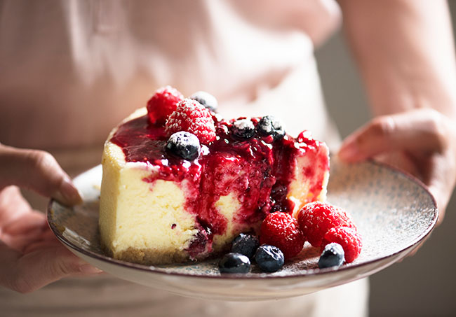 fresh-berry-cheescake-food-photography-recipe-idea