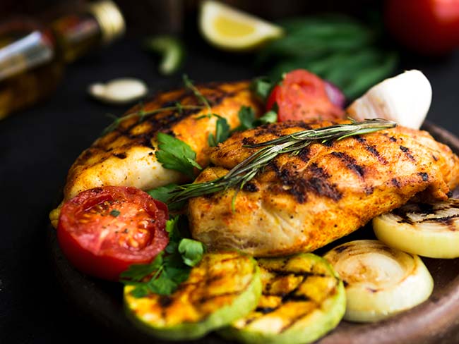 grilled-chicken-breasts-with-vegetables