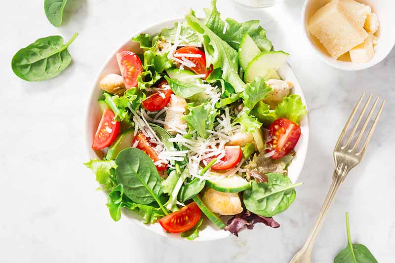 tasty-fresh-salad-with-chicken-vegetables