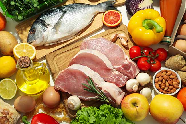 Dieta-paleo-Carne-pescado-verduras-frutas-y-aceite-Retos
