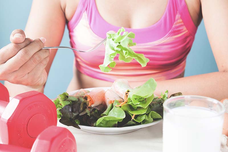 Cambiar-la-dieta-y-realizar-actividad-fisica-tiene-muchos-beneficios-Retos